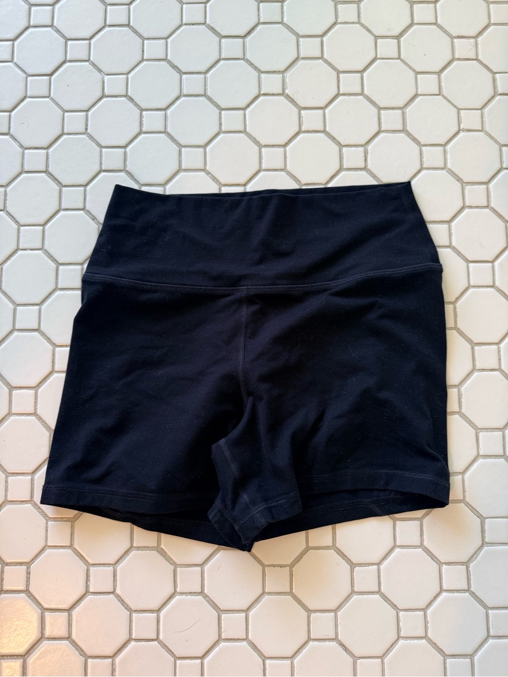 Fleo Black High-Waist Bike Shorts
